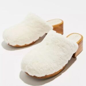 Matisse Stockholm Shearling Clogs